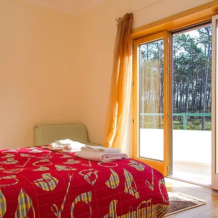 Willa Liiiving In Nazare | Bay View Villas *