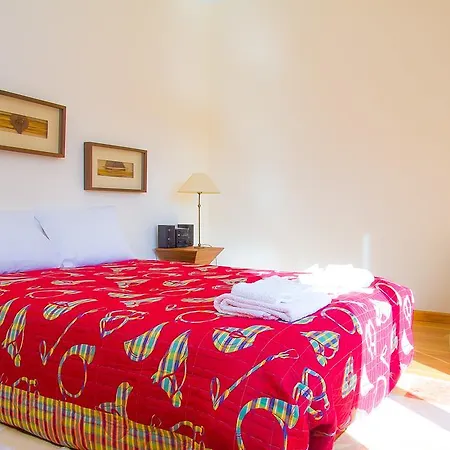 Willa Liiiving In Nazare | Bay View Villas Nazaré