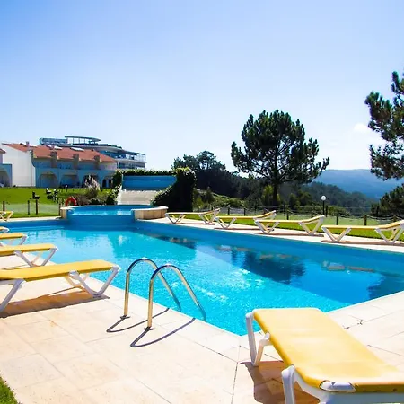 Willa Liiiving In Nazare | Bay View Villas *