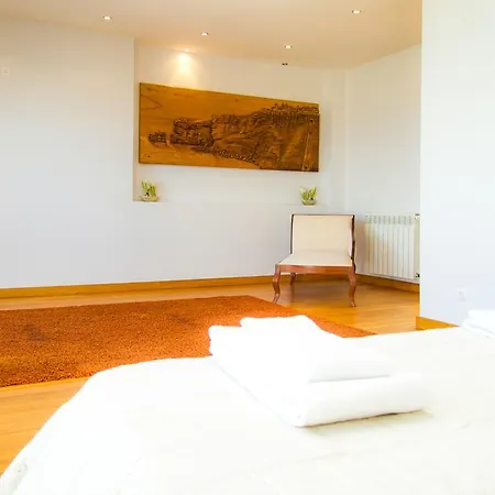 Willa Liiiving In Nazare | Bay View Villas *