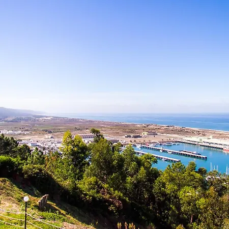 Willa Liiiving In Nazare | Bay View Villas *
