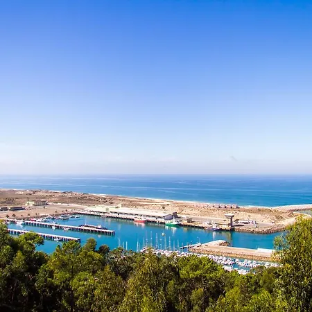 Willa Liiiving In Nazare | Bay View Villas
